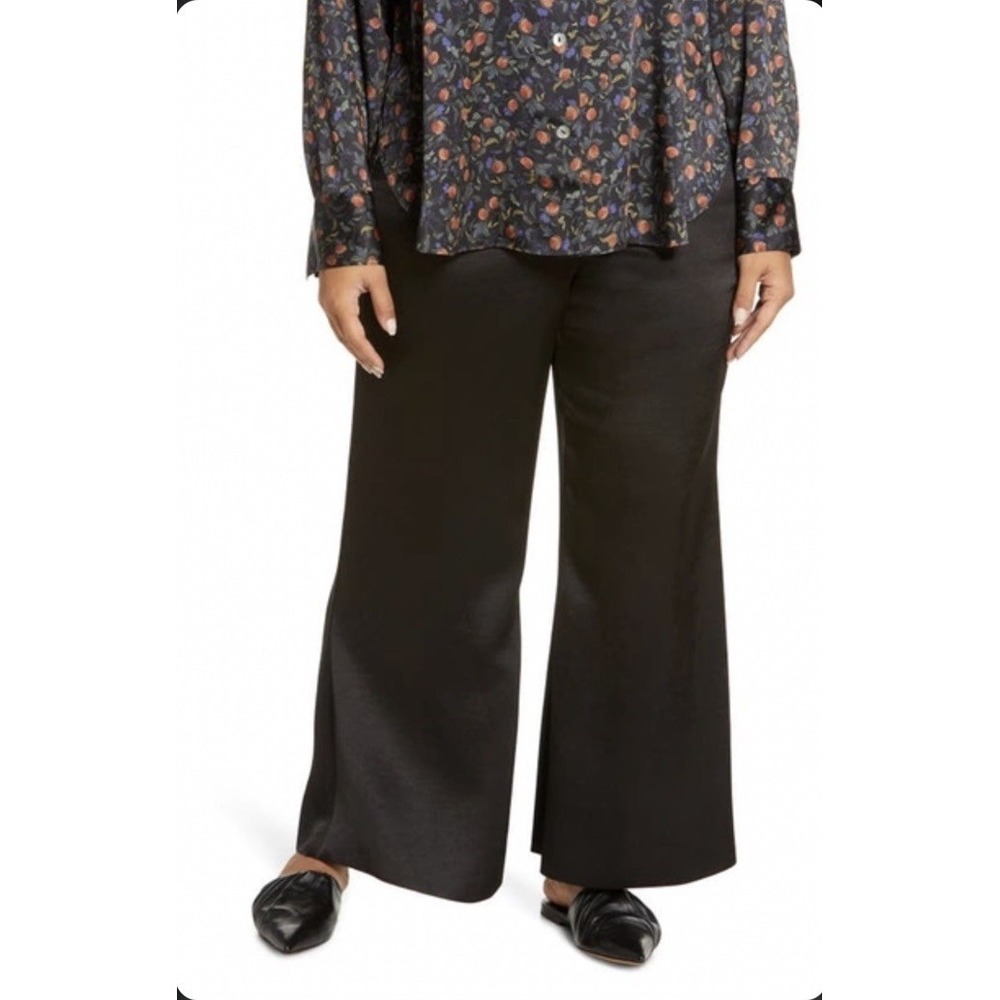 VINCE‎ Satin Wide Leg Flair Dress Pants / Black / Women's Size 24